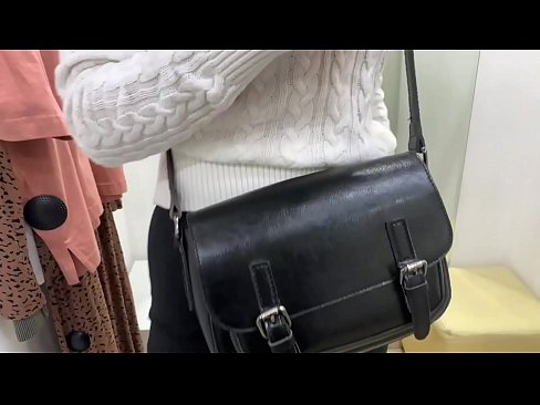 ❤️ Masturbasi umum tina jalang ngora FeralBerry sareng dildo di kamar pas ❤️❌ porno di urang% su.basseyn-vsem.ru% ❌❤